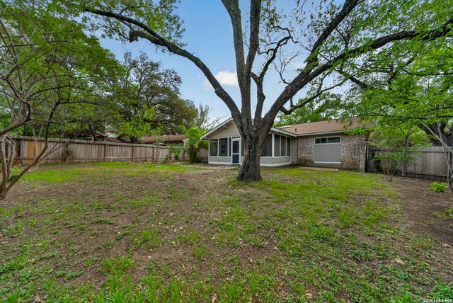 5935 forest knoll, San Antonio, TX 78240