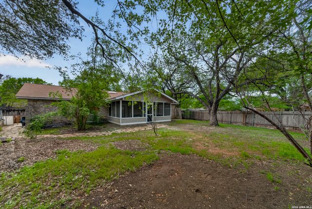 5935 forest knoll, San Antonio, TX 78240