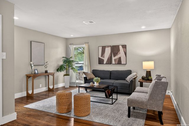 5935 forest knoll, San Antonio, TX 78240