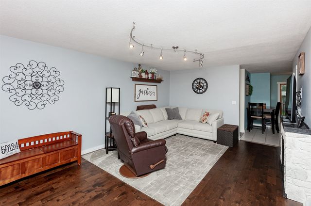 522 Preston Drive, Huxley, IA 50124