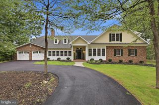 17689 BATES DR, Hamilton, VA 20158