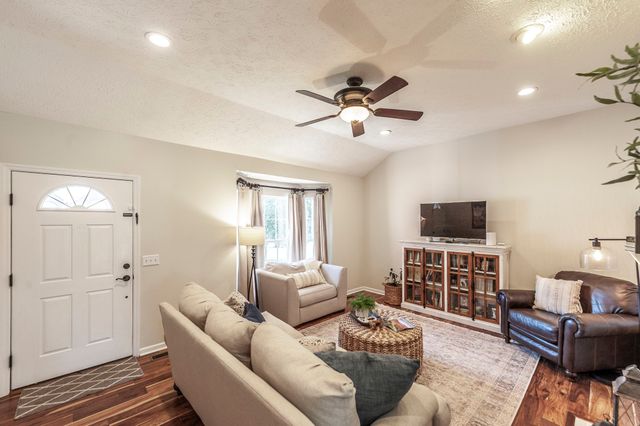 123 Audubon Ln, Hendersonville, TN 37075