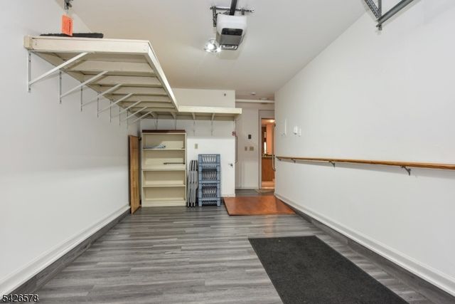 11 Collura Ln, Clifton City, NJ 07012