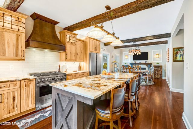 909 Brookside Avenue, Ocean Twp, NJ 07712