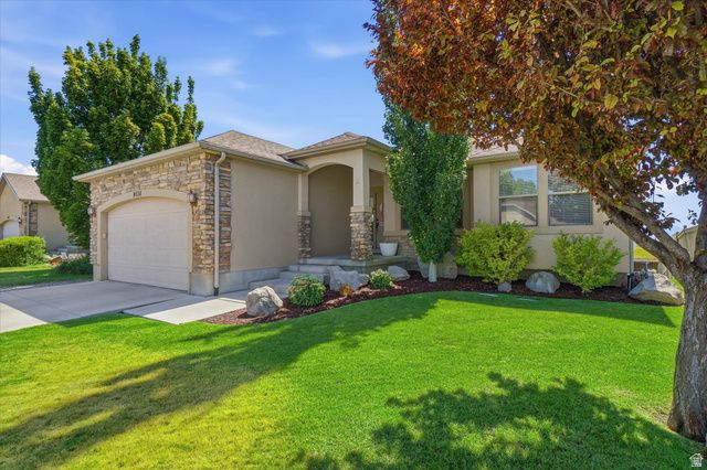 8638 N JEFFERSON DR, Eagle Mountain, UT 84005