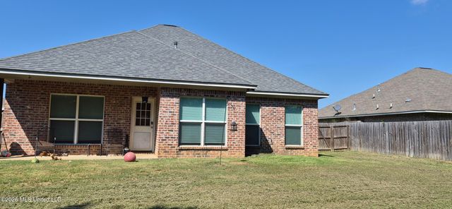 104 Beechwood Circle, Pearl, MS 39208