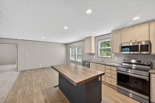 98 Long Branch Road, Salley, SC 29137