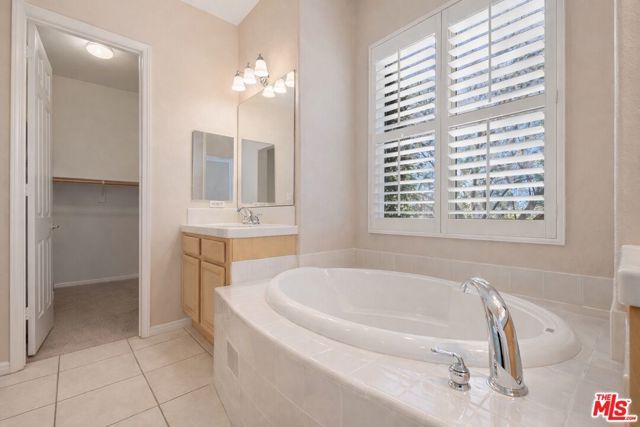 37 Shoreline Drive, Rancho Mirage, CA 92270