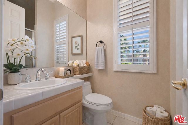 37 Shoreline Drive, Rancho Mirage, CA 92270