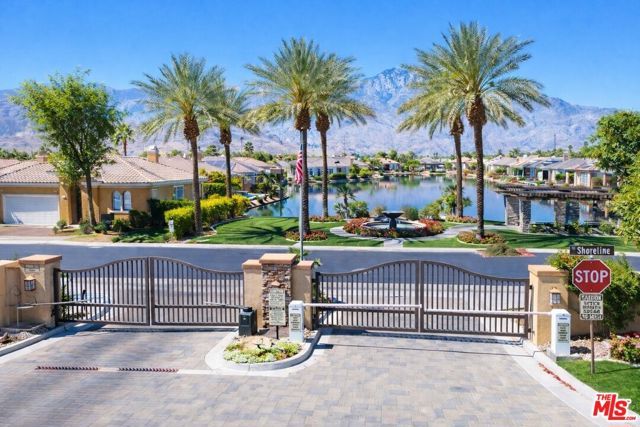 37 Shoreline Drive, Rancho Mirage, CA 92270