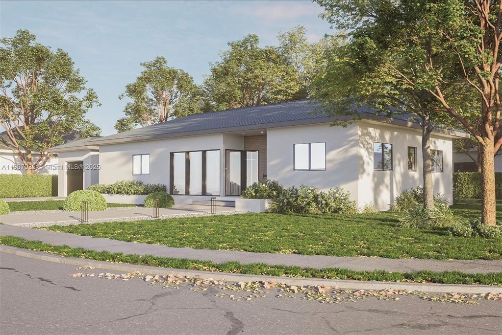 950 NE 113th St, Biscayne Park, FL 33161