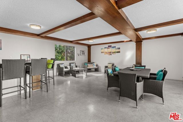 5437 Corteen Place 212, Valley Village, CA 91607