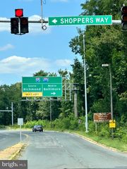 1705 PALMETTO DR, Bowie, MD 20721