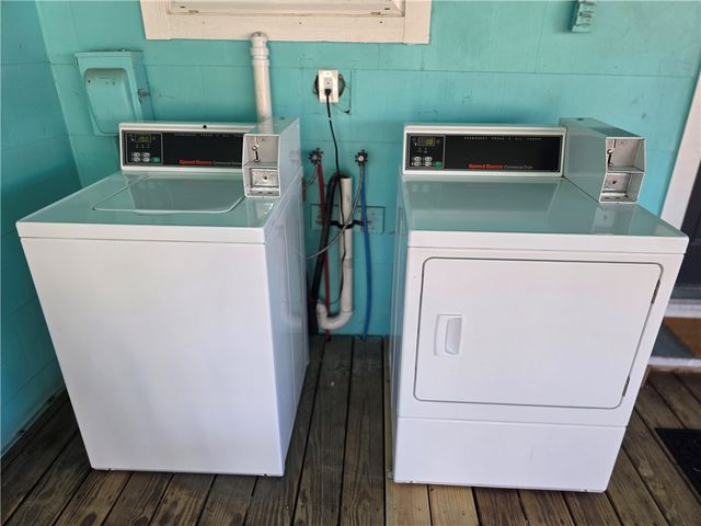 325 S Saunders St S, Aransas Pass, TX 78336