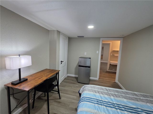 325 S Saunders St S, Aransas Pass, TX 78336