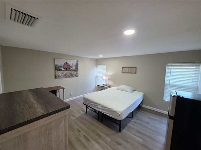 325 S Saunders St S, Aransas Pass, TX 78336