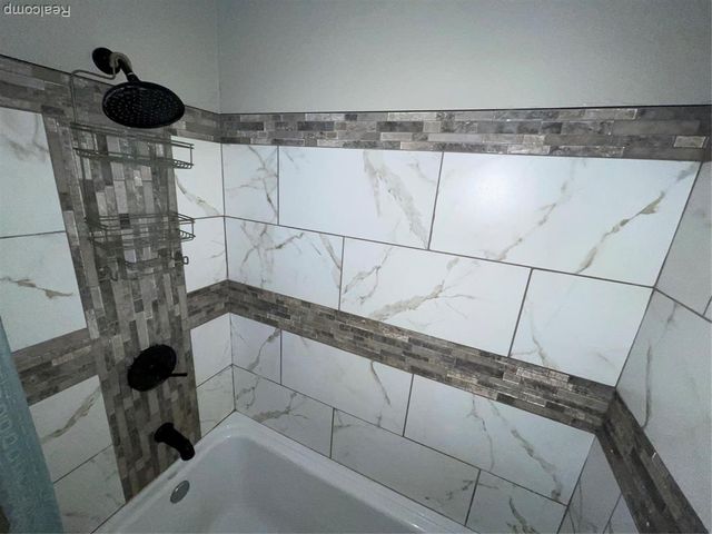 26431 Trowbridge Street, Inkster, MI 48141