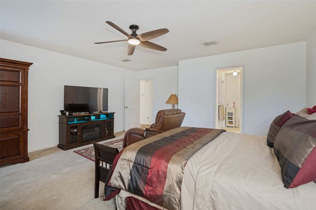 2120 W Grove Lane, Grand Prairie, TX 75052
