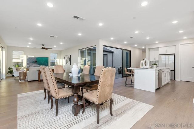 6418 Fischer Way, San Diego, CA 92130