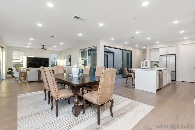 6418 Fischer Way, San Diego, CA 92130