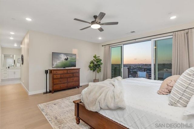 6418 Fischer Way, San Diego, CA 92130