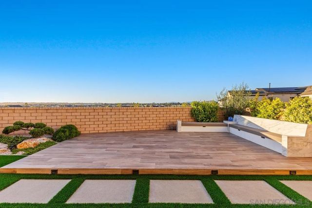 6418 Fischer Way, San Diego, CA 92130