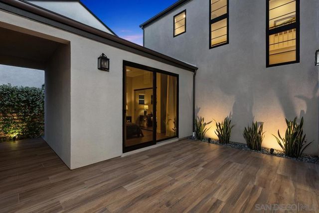 6418 Fischer Way, San Diego, CA 92130