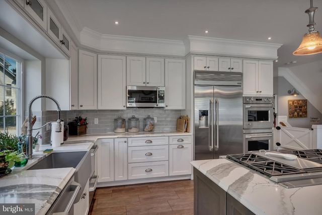 7804 MEADOWVALE TER, Gaithersburg, MD 20882
