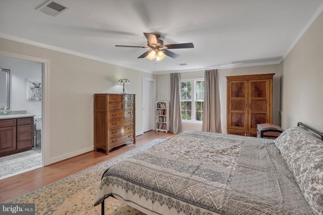 7804 MEADOWVALE TER, Gaithersburg, MD 20882