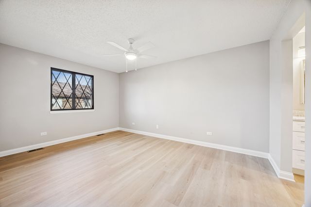 819 Shagbark Road, New Lenox, IL 60451