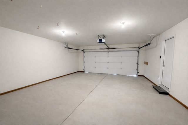 819 Shagbark Road, New Lenox, IL 60451