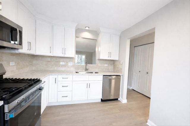 819 Shagbark Road, New Lenox, IL 60451