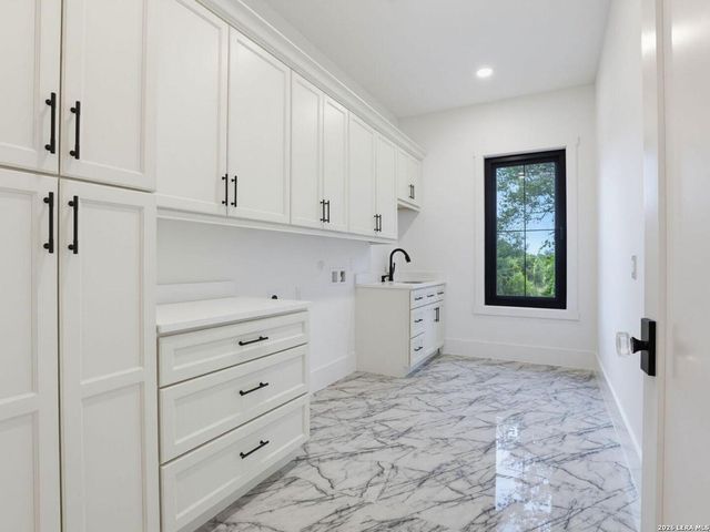 11006 NINA RDG, San Antonio, TX 78255