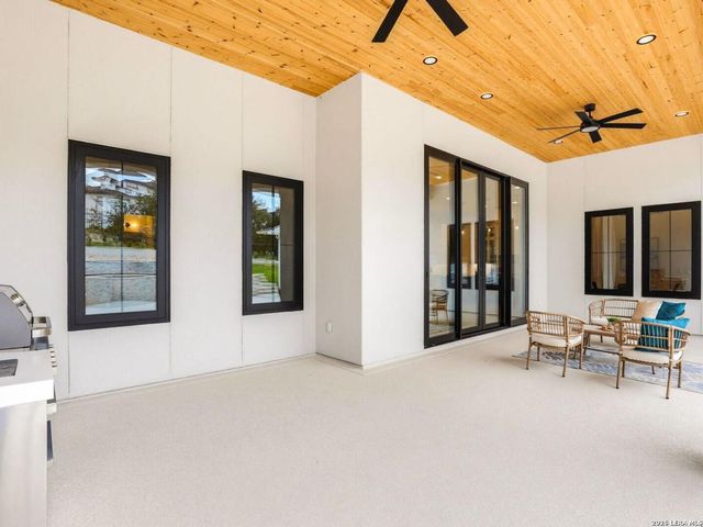 11006 NINA RDG, San Antonio, TX 78255