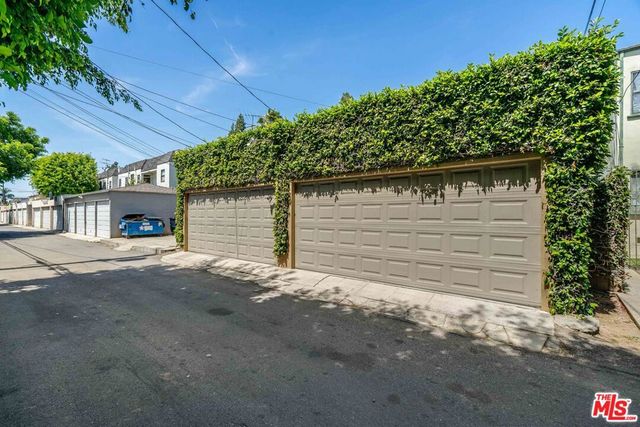 6512 W Olympic Boulevard, Los Angeles, CA 90048