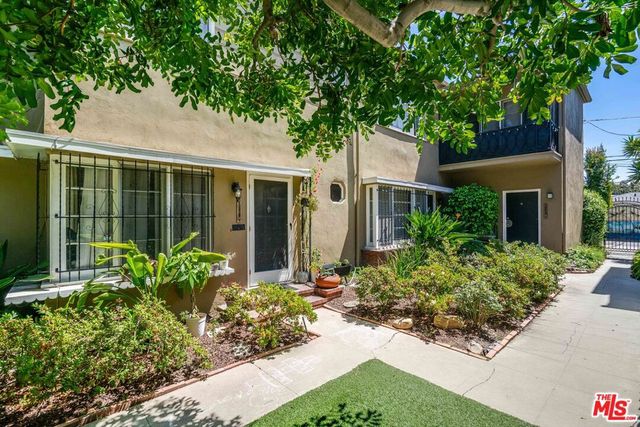 6512 W Olympic Boulevard, Los Angeles, CA 90048