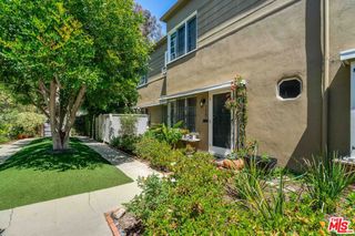 6512 W Olympic Boulevard, Los Angeles, CA 90048