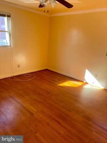 7044 EASTERN AVE NW, Washington, DC 20012