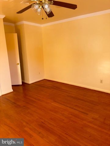 7044 EASTERN AVE NW, Washington, DC 20012