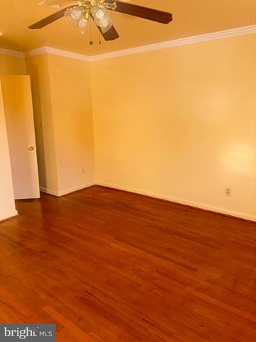 7044 EASTERN AVE NW, Washington, DC 20012