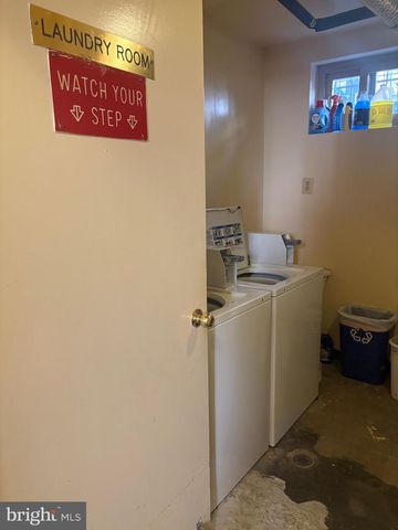 7044 EASTERN AVE NW, Washington, DC 20012