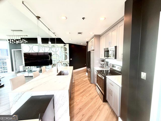1080 Peachtree Street NE 2110, Atlanta, GA 30309