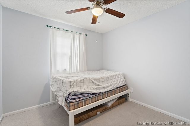 3042 Wooded Way, Jeffersonville, IN 47130