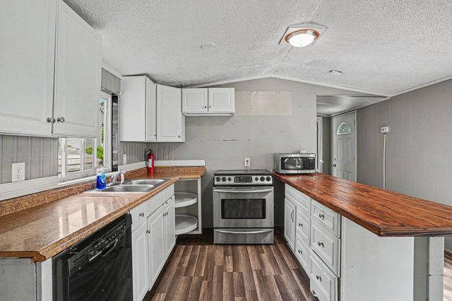 4635 Katie Lynn Ct., Murrells Inlet, SC 29576