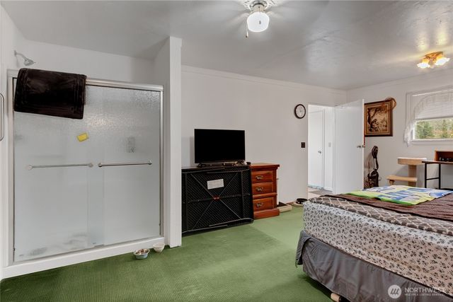 24125 88th Avenue E, Graham, WA 98338