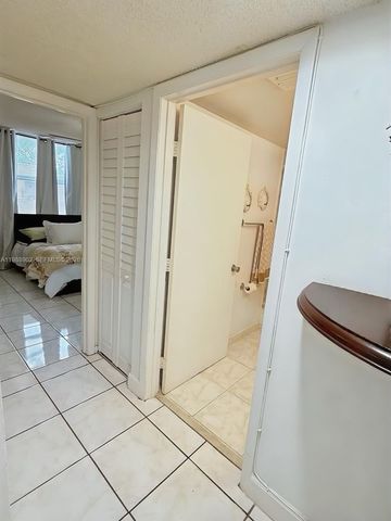 1040 NW 80th Avenue 203, Margate, FL 33063