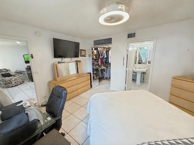 1040 NW 80th Avenue 203, Margate, FL 33063