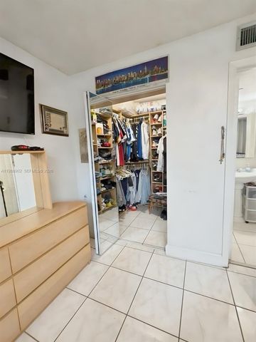 1040 NW 80th Avenue 203, Margate, FL 33063