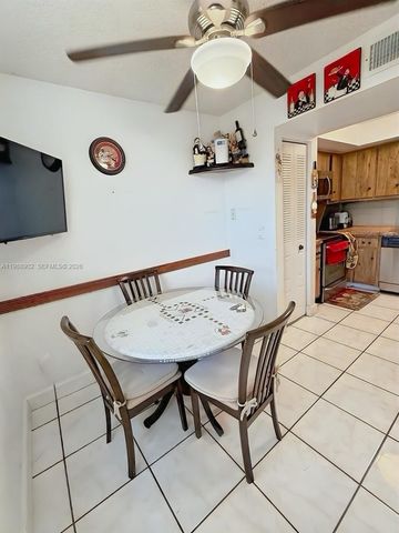 1040 NW 80th Avenue 203, Margate, FL 33063