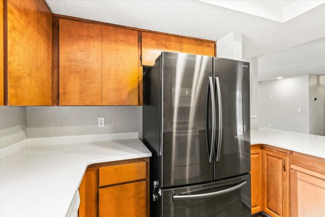 108 Shadow Wood Court, Central Point, OR 97502